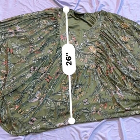 Lane Bryant PLUS SIZE 22/24 green floral butterfly flowy vneck blouse shawl - Picture 11 of 15